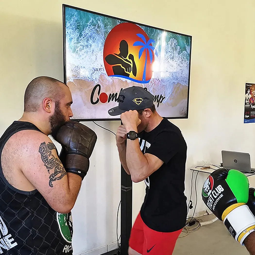 Camp estivi di Kickboxing e Muay Thai in italia: allenamento e divertimento sotto il sole • Combat Camp Cesenatico
